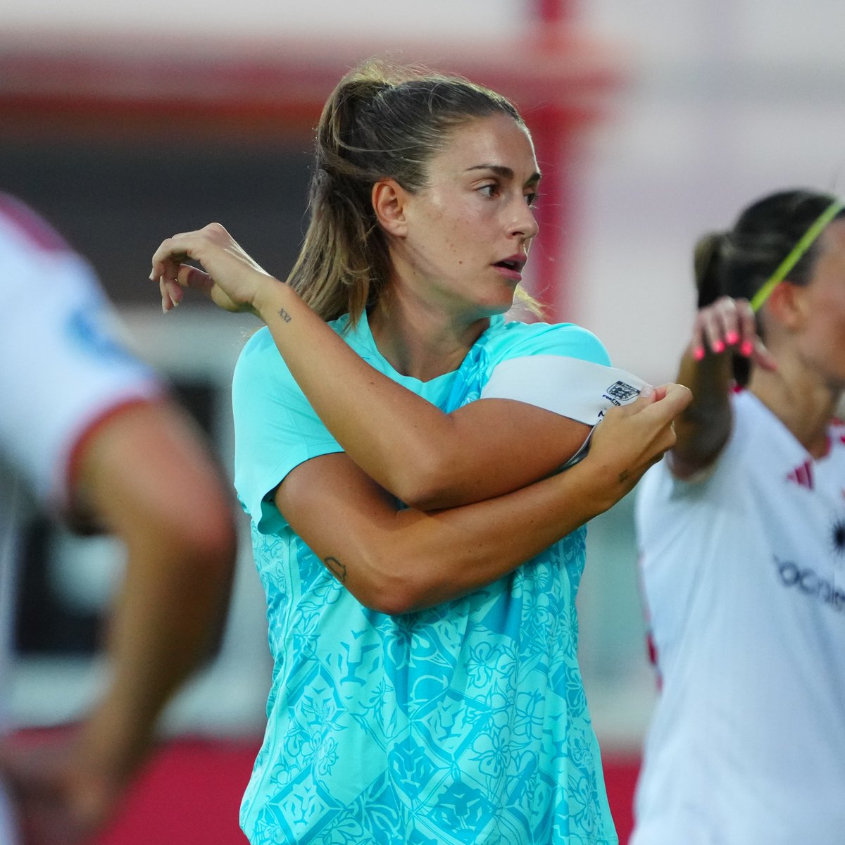 futdasminass's tweet photo. INGRESSOS ESGOTADOS 🎟️

O London City Lionesses divulgou que os ingressos para a sua partida de estreia na Liga Inglesa estão esgotados. A equipe vai jogar na sexta-feira, dia 04, contra o Manchester United e a partida pode ser a estreia de Alexia Putellas na Inglaterra. 

O clube vendeu todos os 5.400 ingressos disponíveis para a partida. Segundo o London, essa foi a venda de tickets mais rápida da história do clube.

Essa partida terá transmissão do @CanalGOATBR no Brasil 📺 O jogo começa às 15 horas.

Será que essa venda recorde tem alguma ligação com a craque espanhola? 👀

📸 Redes sociais