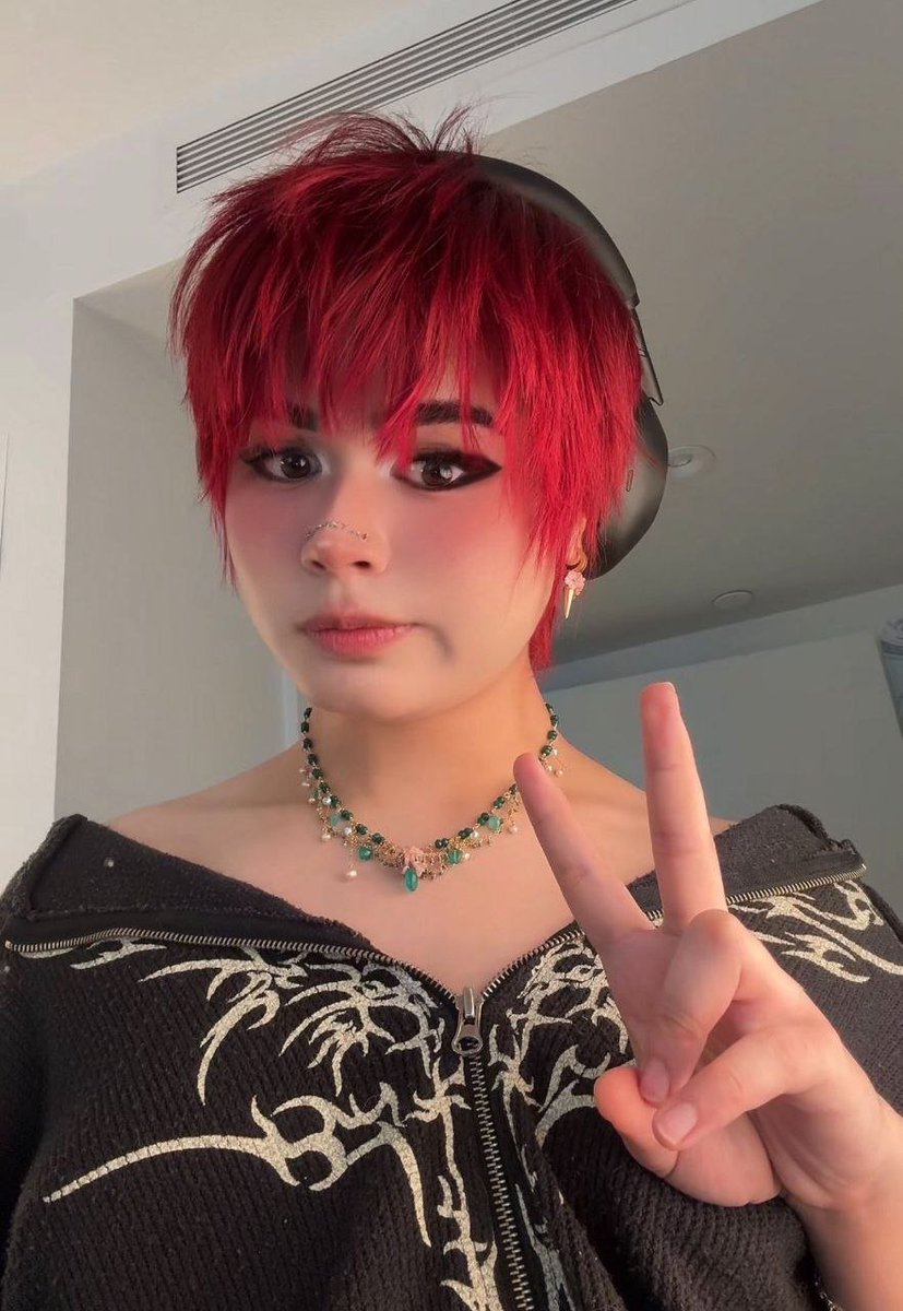 Crystal9yer's tweet photo. Old account suspended follow ❤️ https://t.co/UTc9ocQNF5
