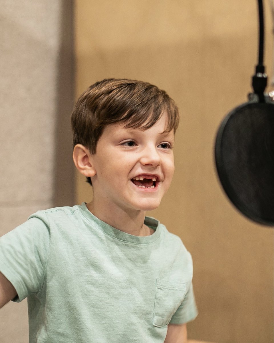 PatchAdventures's tweet photo. The Patch crew is back in the studio recording a brand-new Patch Adventure! 🎙️
We can’t wait for you to hear what the crew has been up to! 🌊 https://t.co/STuBIdh5Zu