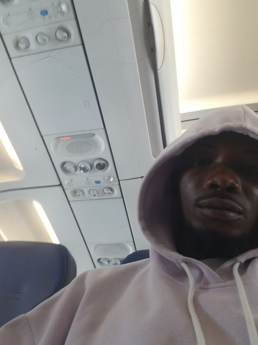 23mrguala's tweet photo. 🔥 Viral
You’ve seen the posts. You’ve felt the energy.
Now meet the face behind it all. 👀
I think it’s only right you finally see the face behind the posts. 😌
No more mystery. Here I am. ❤️
#FaceReveal #HelloX https://t.co/uZ2V6gFq0H