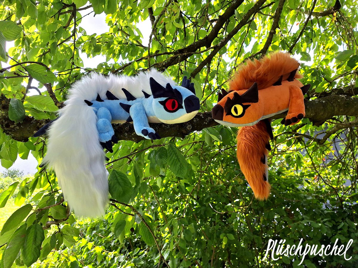 pluesch_puschel's tweet photo. The goofy Tobi-Kadachi are done and I took some beautiful pictures 😊❤️
Take a look and enjoy the squirrels in the tree 🌳🐿 https://t.co/VTxAXYcd01