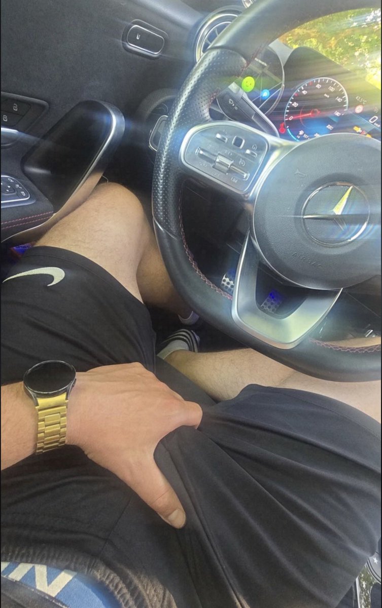 CASHMASTERMOO tweet picture