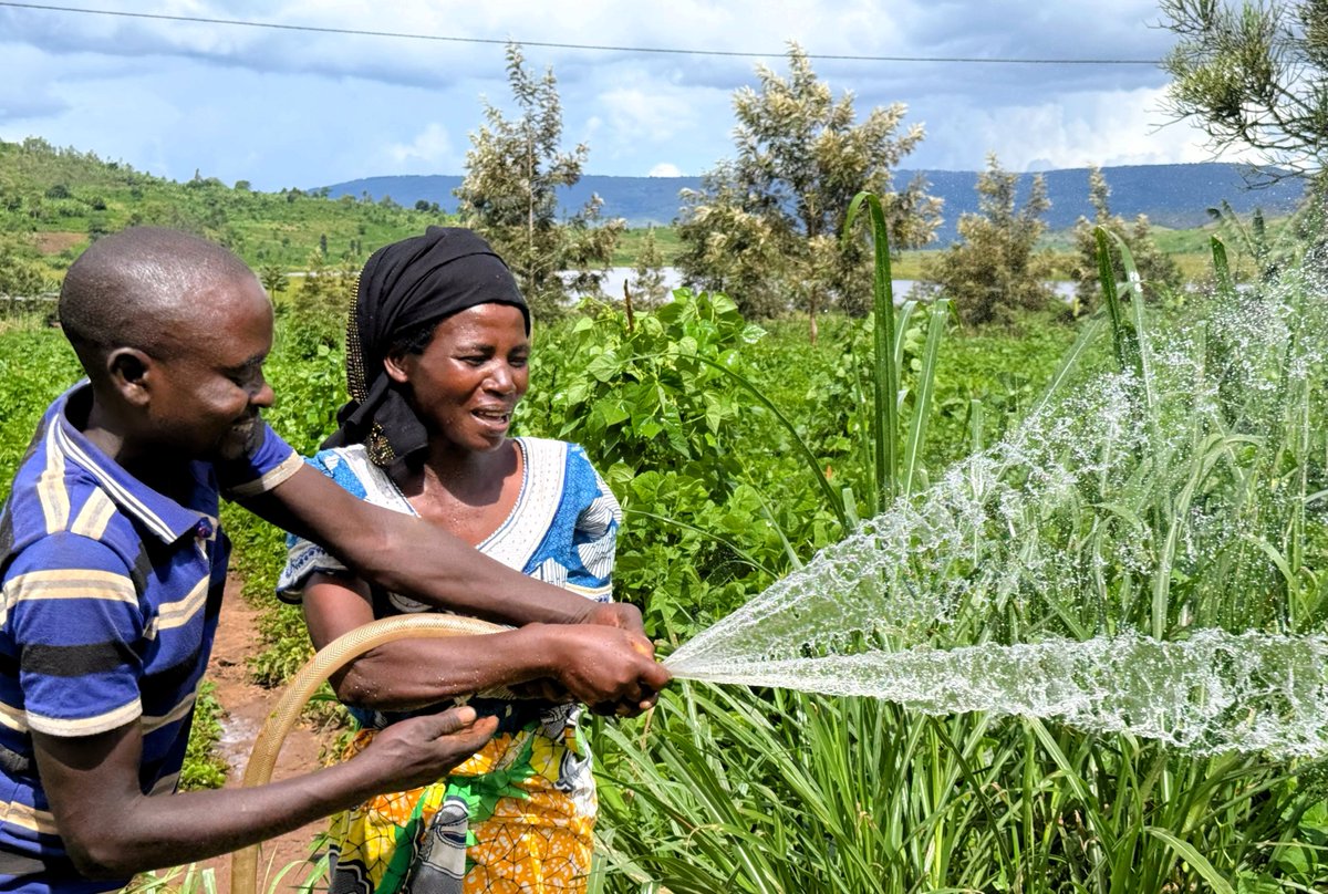 GGGI_Rwanda's tweet photo. 🇷🇼🌱10 years of partnership. One shared ambition: a greener, more resilient Rwanda. 

Today, @GGGI_Rwanda marks 10 years of partnership with the Government of Rwanda |@RwandaGov, a decade of working together to turn green growth ambition into policies, investments and practical solutions.

The partnership began in 2016, with the signing of the Host Country Agreement, establishing the foundation for GGGI’s permanent presence in Rwanda.

Over the past decade, that partnership has evolved significantly, from supporting green urban planning and climate-resilient cities to advancing green buildings, energy efficiency, e-mobility, sustainable waste management, circular economy and nature-based solutions.

@CarolineCMRaes, Deputy Regional Director for Quality of Delivery and Country Representative for Rwanda, sat down with @NewTimesRwanda to share key milestones from @10YearsOfPartnership with the Government of Rwanda.

🔗 https://t.co/sXkFH3zcrZ

Enjoy the read and stay tuned to learn more about our journey of impact

#GGGIRwanda10Years #GreenGrowth #Rwanda #ClimateFinance #GreenInvestment #SustainableDevelopment