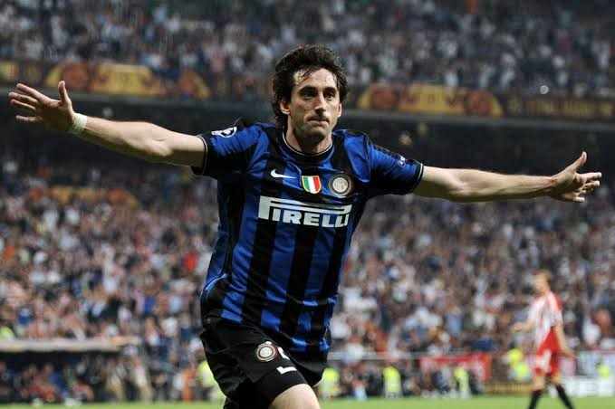 DoodleInterista's tweet photo. what's your favorite kind of footballers?

mine are clutch players that turn up in biggest moments https://t.co/t7UsmjairB