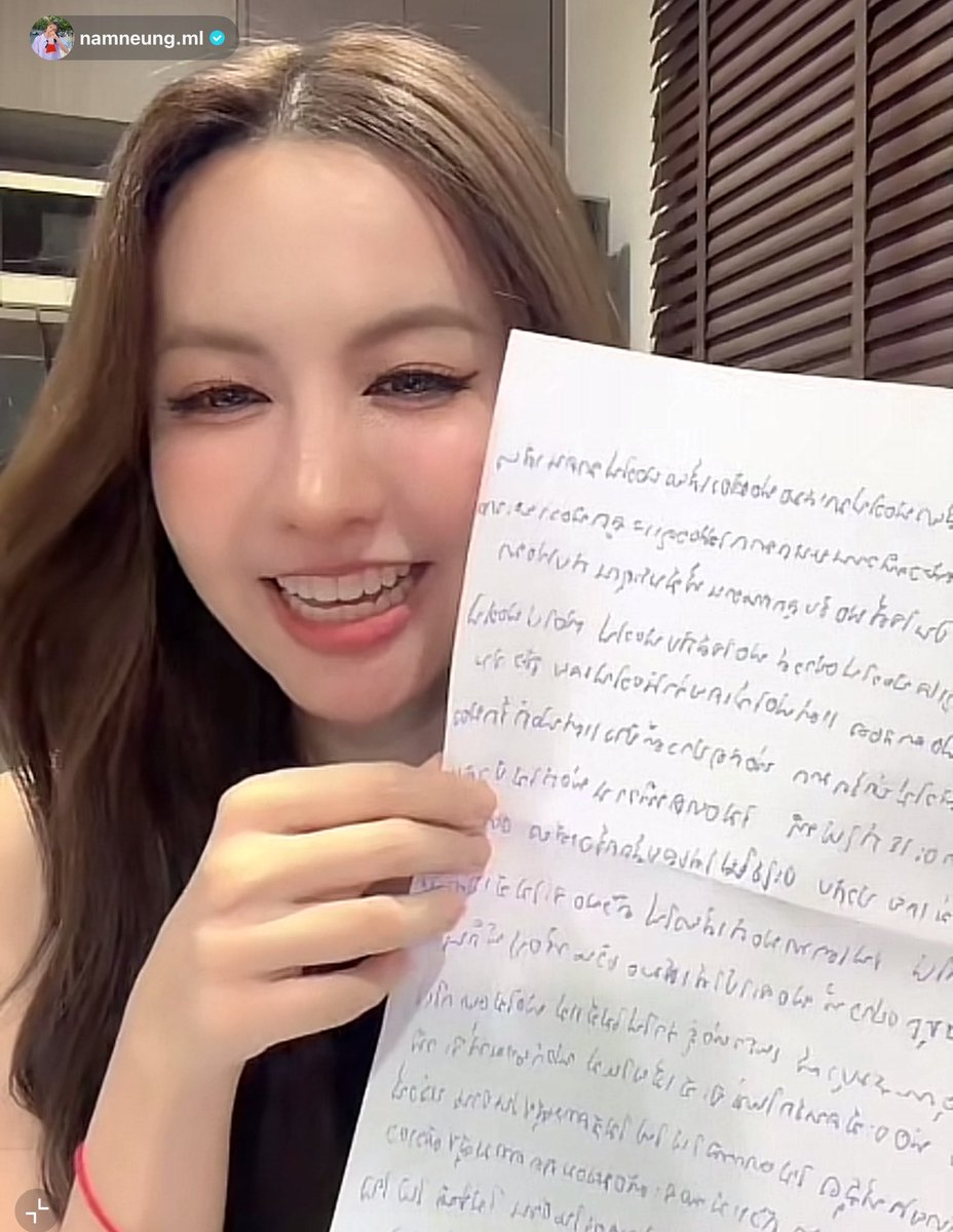 mhee_kob's tweet photo. น้ำหนึ่งเป็นคนตั้งใจทำงานมาตลอด
อันไหนที่ไม่มั่นใจเค้าก็พยายามเติม
พยายามพัฒนาตัวเอง วันนี้กำลังถูกค้นพบแล้ว
ความพยายามและตั้งใจที่ทำมามีคนมองเห็นขึ้นอีกเยอะเลย
เก่งมากๆแล้วคับคนเก่ง วันต่อๆไปต้องเก่งขึ้นอีกแน่ๆ
#NamneungMilinD https://t.co/tV6X4x96Cp