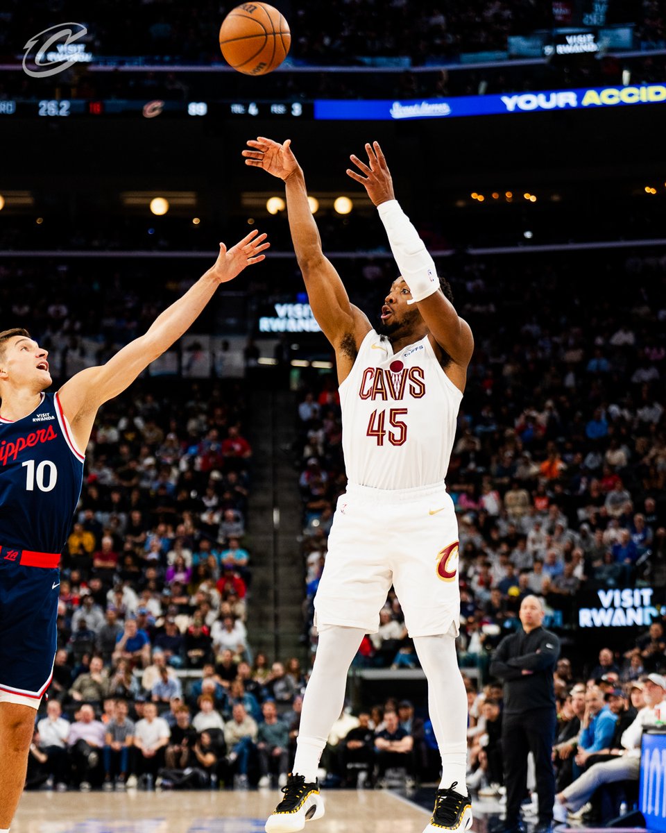 cavs's tweet photo. Just an unreal move from @spidadmitchell. #LetEmKnow https://t.co/kISMl8l9Ik