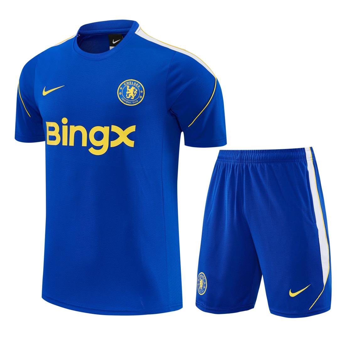 Kemi_Blues's tweet photo. Up &amp; Down Training Kit Available 💙❤️

Size: M, L, XL &amp; 2XL

Price: 35k - Customize 4000

Location: Nigeria 🇳🇬 WorldWide Delivery. 

ORDER HERE 👉🏻 https://t.co/i1KildHCle https://t.co/L0Y0981ypw