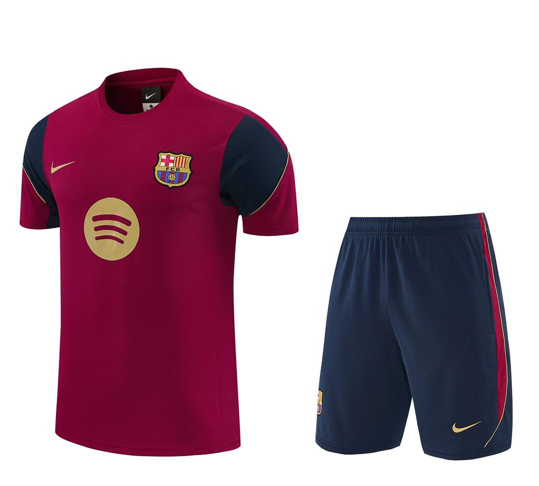 Kemi_Blues's tweet photo. Up &amp; Down Training Kit Available 💙❤️

Size: M, L, XL &amp; 2XL

Price: 35k - Customize 4000

Location: Nigeria 🇳🇬 WorldWide Delivery. 

ORDER HERE 👉🏻 https://t.co/i1KildHCle https://t.co/L0Y0981ypw
