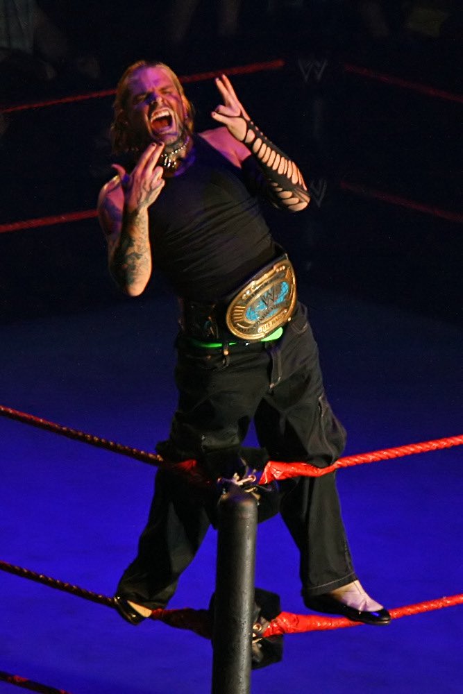 FadeAwayMedia's tweet photo. On this day 19 years ago the legendary Jeff Hardy defeated Umaga to become the new Intercontinental Champion. 

EVERY TITLE JEFF HARDY HELD HE MADE IT LOOK LIKE THE COLDEST CHAMPIONSHIP IN THE WORLD 🔥

(2007) https://t.co/uy6fVd8IUN