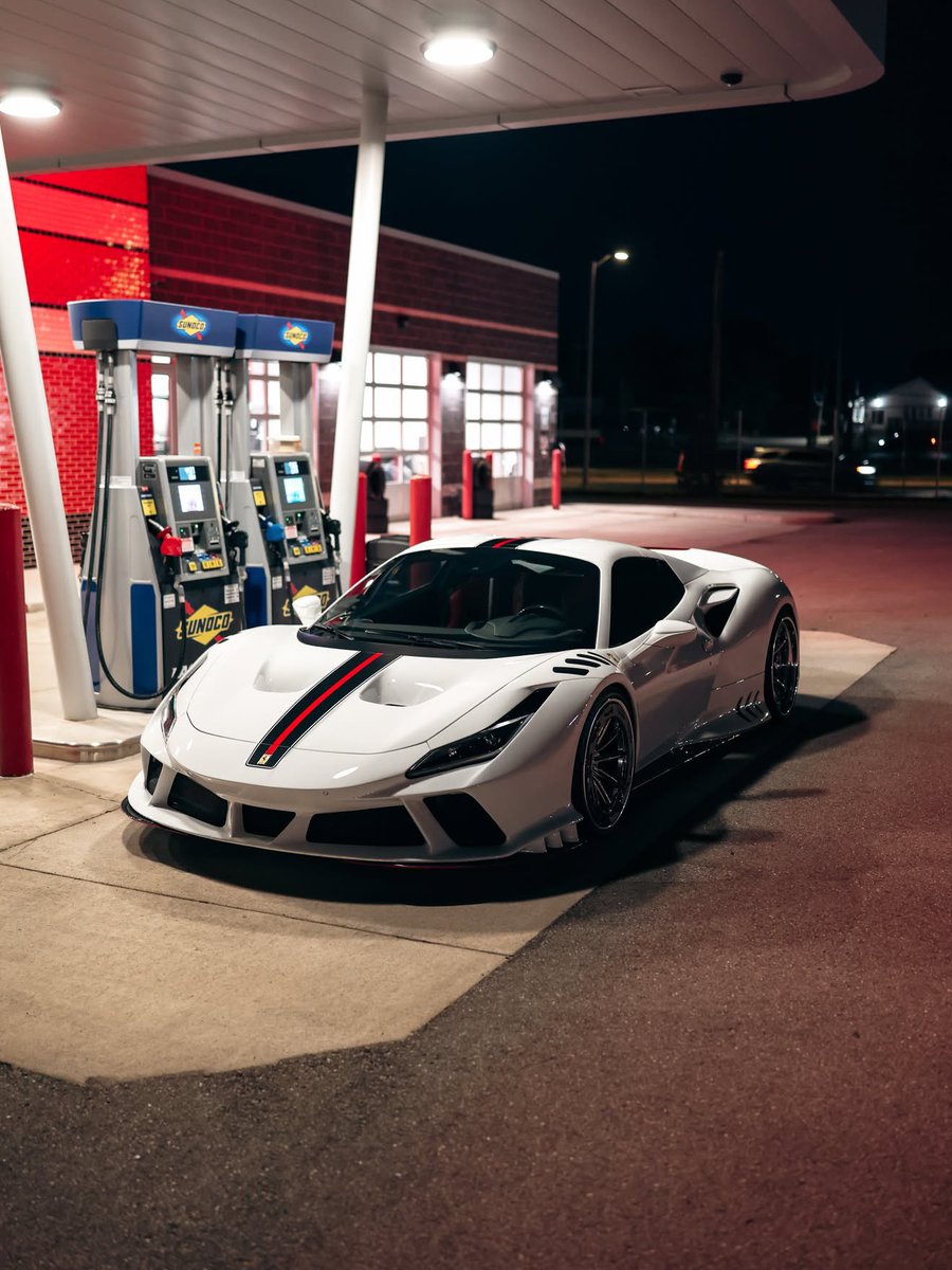CarCultureCC's tweet photo. Ferrari F8 Spider by Creative Bespoke 🇺🇸 https://t.co/nUkXegp3Dd