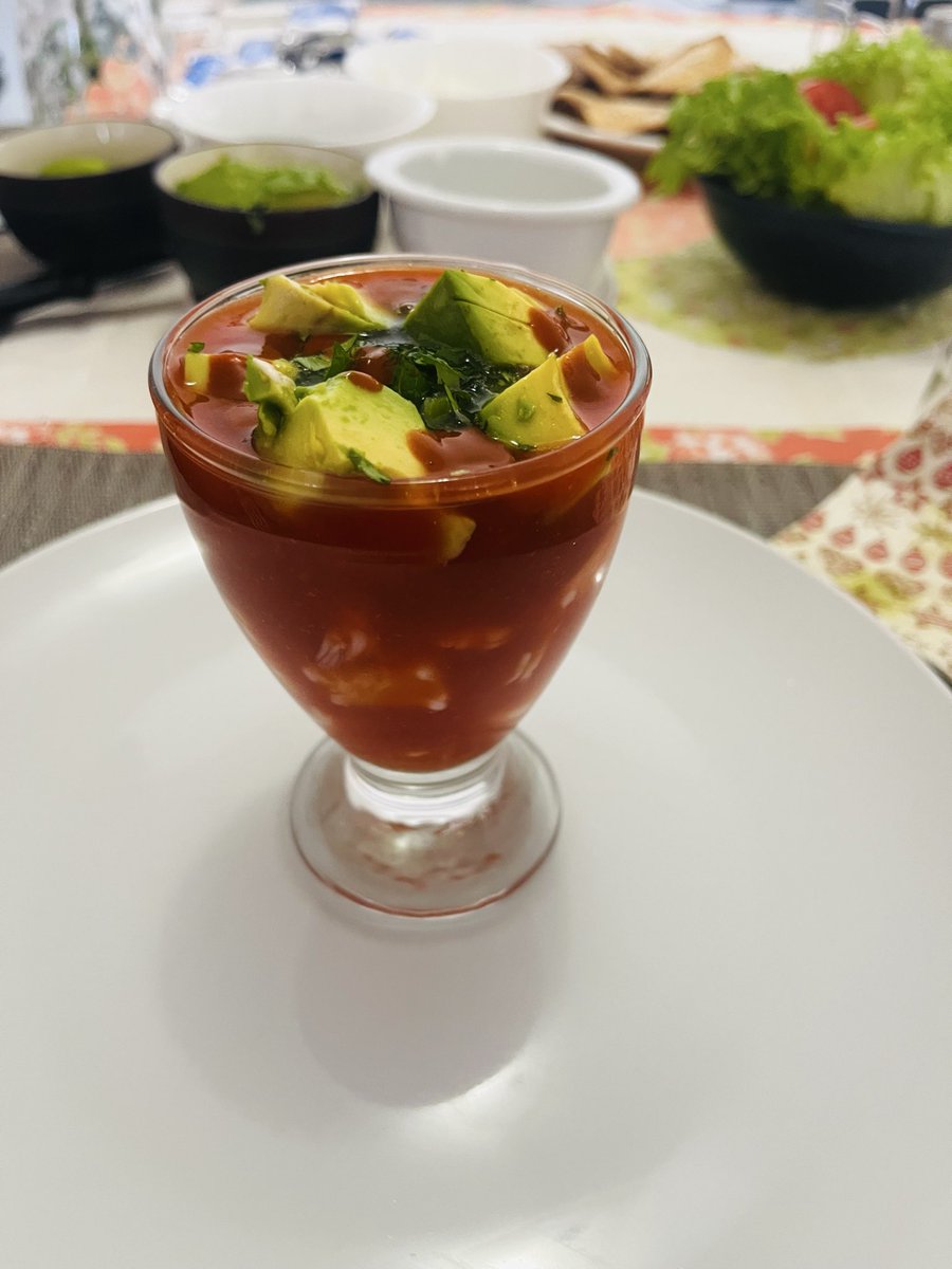 FdezErnst's tweet photo. @RetroHighway Elevated Shrimp cocktail https://t.co/t3AuBnJRPB