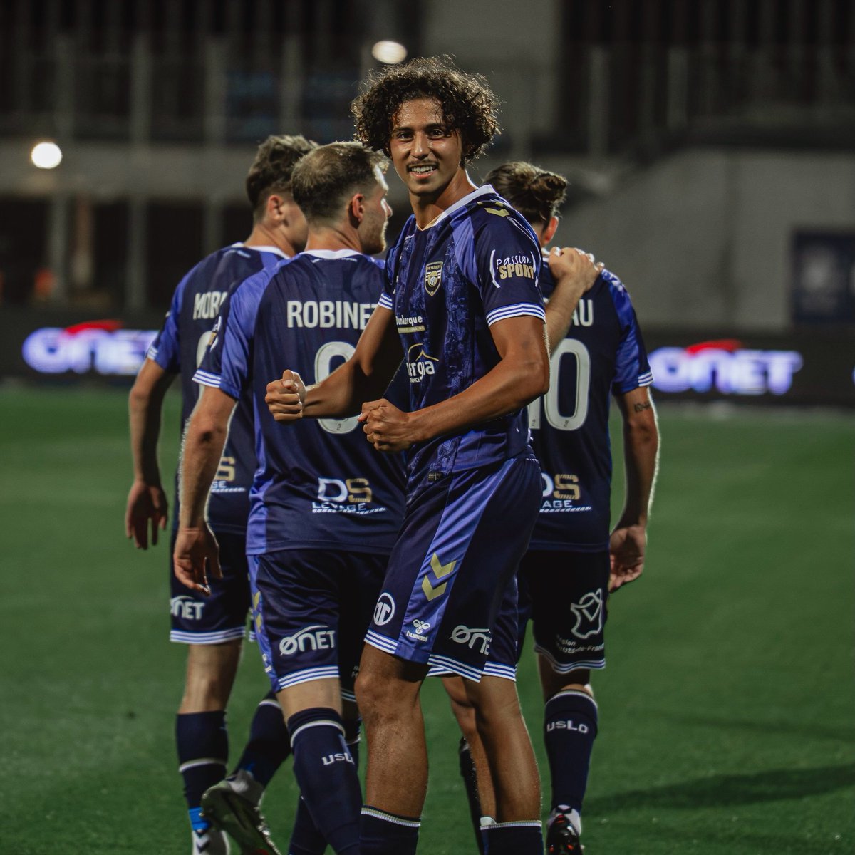 L2Actu_'s tweet photo. 🚨🚨 𝗗𝗨𝗡𝗞𝗘𝗥𝗤𝗨𝗘 𝗩𝗔 𝗣𝗘𝗥𝗗𝗥𝗘 𝗟'𝗨𝗡𝗘 𝗗𝗘𝗦 𝗥𝗘́𝗩𝗘́𝗟𝗔𝗧𝗜𝗢𝗡𝗦 𝗗𝗘 𝗖𝗘 𝗗𝗘́𝗕𝗨𝗧 𝗗𝗘 𝗦𝗔𝗜𝗦𝗢𝗡 ! 💙🤍

Le jeune Marco Decherf (2006) va REJOINDRE Malines (D1 🇧🇪). 👋

Montant de l'opération : environ 1M€, bonus compris. 💰

(@sachatavolieri) https://t.co/99wNbzK8Lw