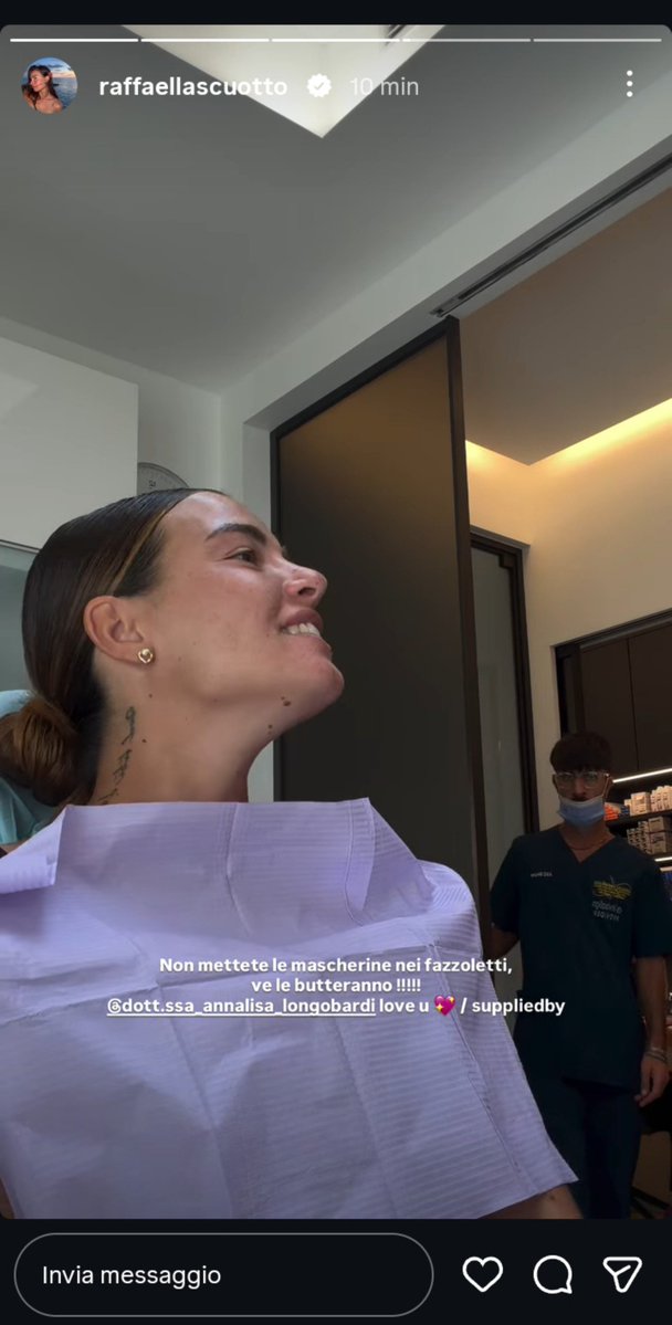 Maria_Grazia_28's tweet photo. Io povera per 2 impianti devo pagare 3000 euro.

Loro sfondati di soldi vanno dal dentista gratis o con sconto.

Per me è sbagliato. Da gennaio mi vengono le crisi di pianto ogni volta che vado lì per dare i soldi e poi devo vedere questi ricevere cose con sconti o gratis. https://t.co/4Vd6ZlRast
