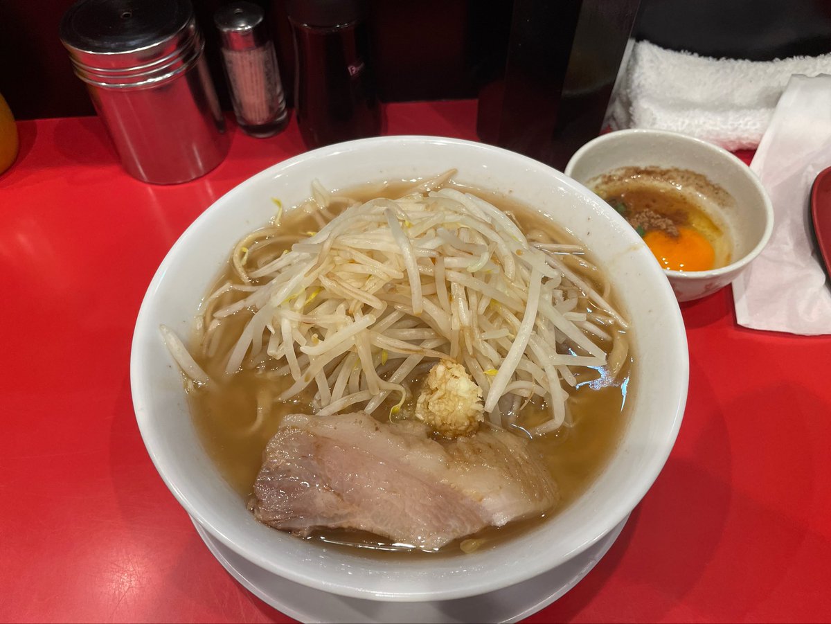 WAKAGEnoitary's tweet photo. 神保町に寄ったから、久しぶりにベーキャンチャンス。

と思ったものの、タイミング悪く貸切営業だったので用心棒に流れました。 https://t.co/TSW99zGFD7