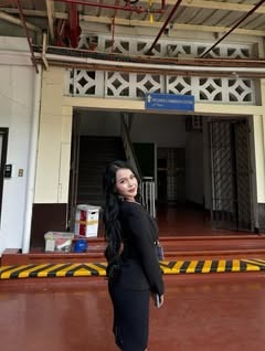 MaiGerrityes3's tweet photo. 📍Tam Bộ Nhất Bái tại Núi Thị Vải. 🌷 Cảm ơn đã cho con đủ duyên lành và sức khoẻ để hoàn thành được phát nguyện này. Dường như lên được hơn 200 bậc con đã "quên" đi muộn phiền mình đã bỏ lại ở đoạn nào trong những bậc thang kia.. https://t.co/sYQczLAU1i