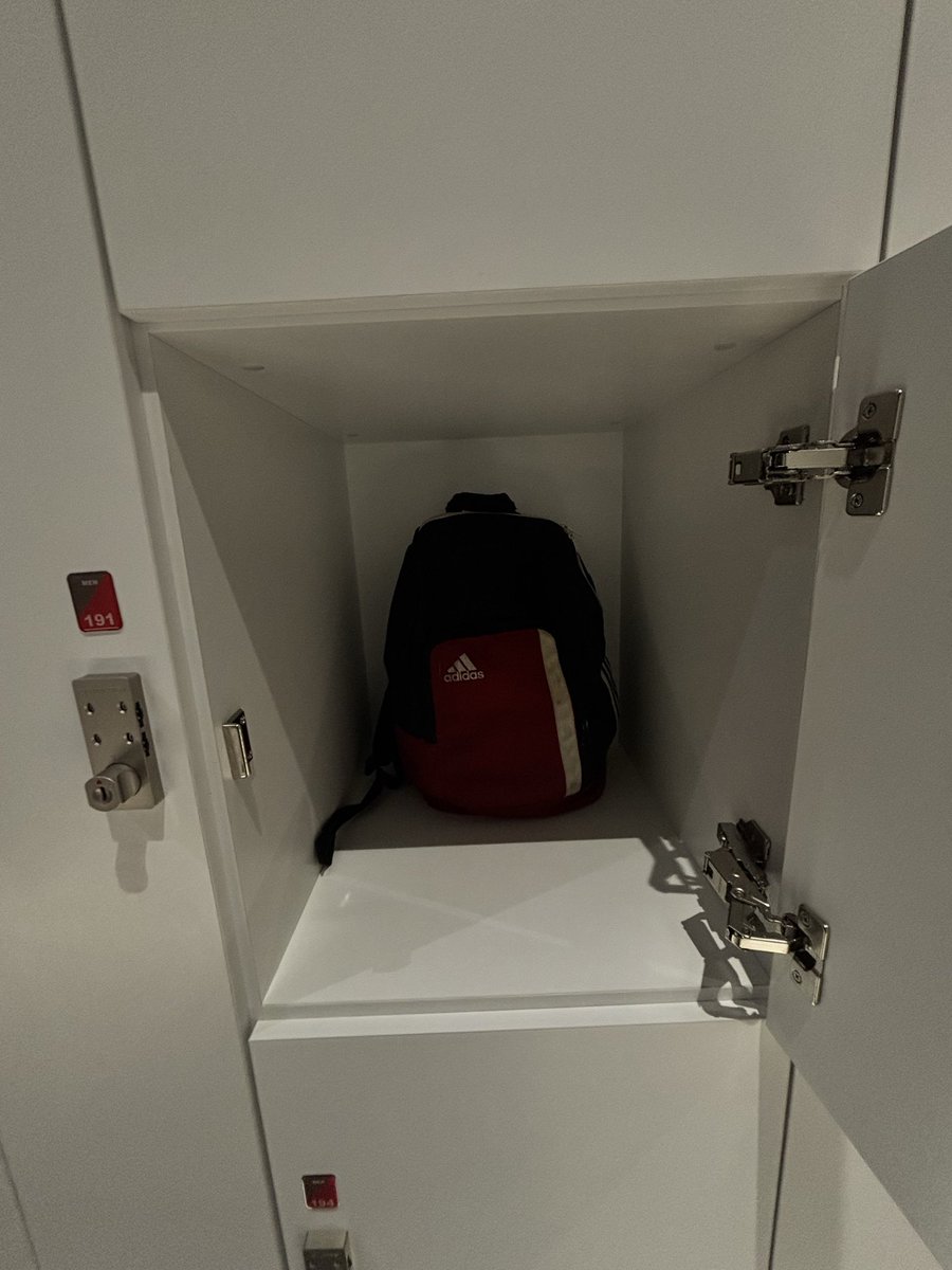 Il8man's tweet photo. يارب يرجع الترتيب القديم https://t.co/AG9UdoREwW