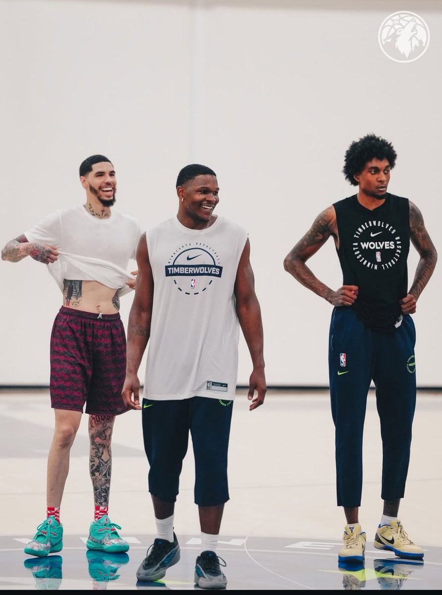 WolvesNationFR tweet picture