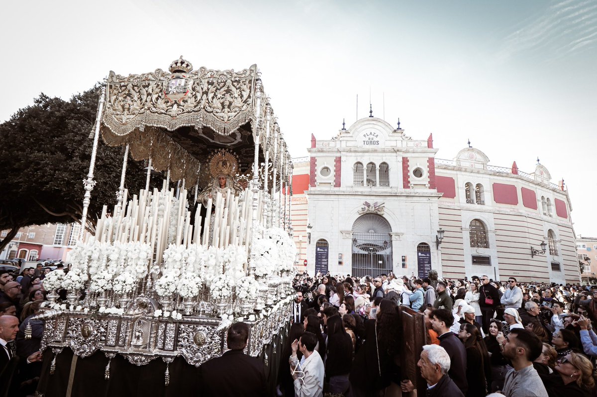 MacarenaAlmeria's tweet photo. Nuevo miércoles de encontrarnos con la Esperanza 

🙏 «Virgen de la Esperanza, guía nuestro andar cada día y enséñanos a descubrir en lo cotidiano la gracia de Dios que conduce a la vida eterna» https://t.co/Gtr5EFNyLA