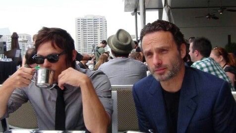 rickgrimesetc's tweet photo. casual lunch date https://t.co/xvFyNSBk2s