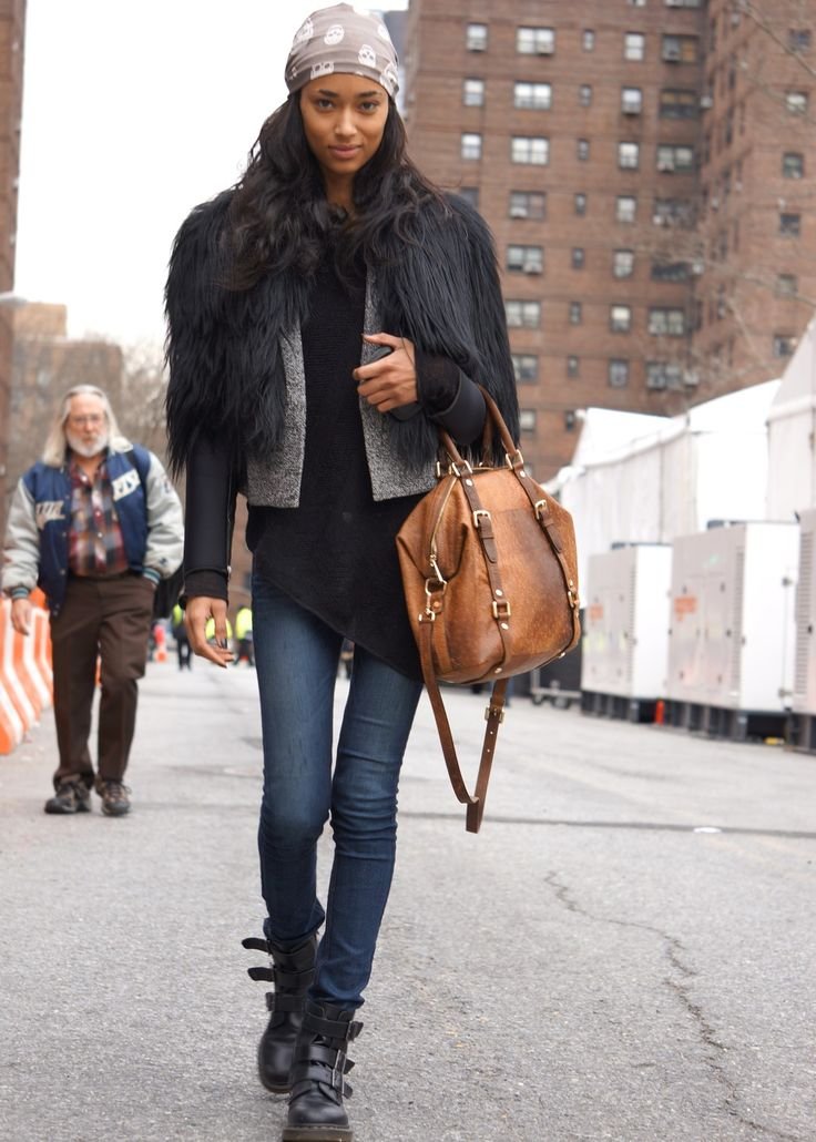 solliuv's tweet photo. anais mali https://t.co/fI526nciWy