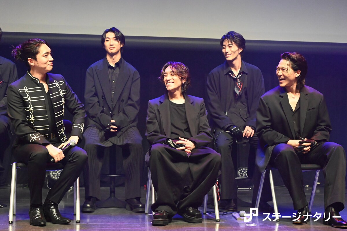 stage_natalie's tweet photo. 【会見レポート】新生アルカードが迫力パフォーマンス披露、初演から続投の松下優也「負けてられません」
https://t.co/fUg0f9lxz7

#ALUCARDSHOW2026 https://t.co/pwDOVdDIis