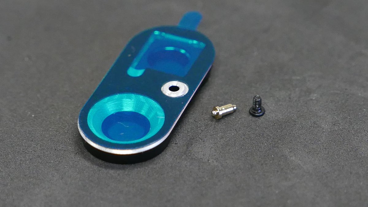 JollaHQ's tweet photo. More goodies for your Jolla Phone! We’ve just added the first Jolla Phone spare parts to our shop: the Original Replacement Battery and the Camera Lens Kit are now available for those looking to keep their Jolla Phone going strong for many years to come ⛵

And we’re not stopping there - we’ve also found promising suppliers for quality headsets, wallet cases and more, so stay tuned!

Thanks for being part of the Jolla community and keeping the spirit of openness, curiosity and tinkering alive. 🫶

Read more and join the discussion at the Official Jolla Blog: https://t.co/nHqLSp91iC

#Jolla #SailfishOS #DigitalSovereignty #PrivacyFirst #CommunityPowered #European