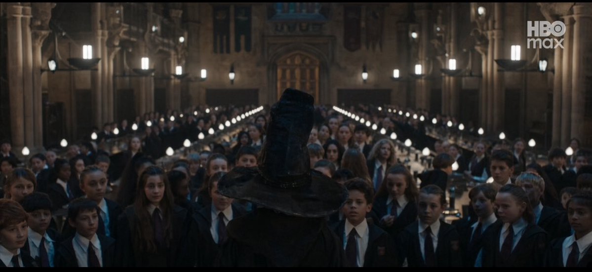 nostalgiafkninc's tweet photo. If rewriting Snape as black wasn’t enough, the Hogwarts dining hall lighting went from warm flames to LED battery candles. https://t.co/g7NrKd7x43