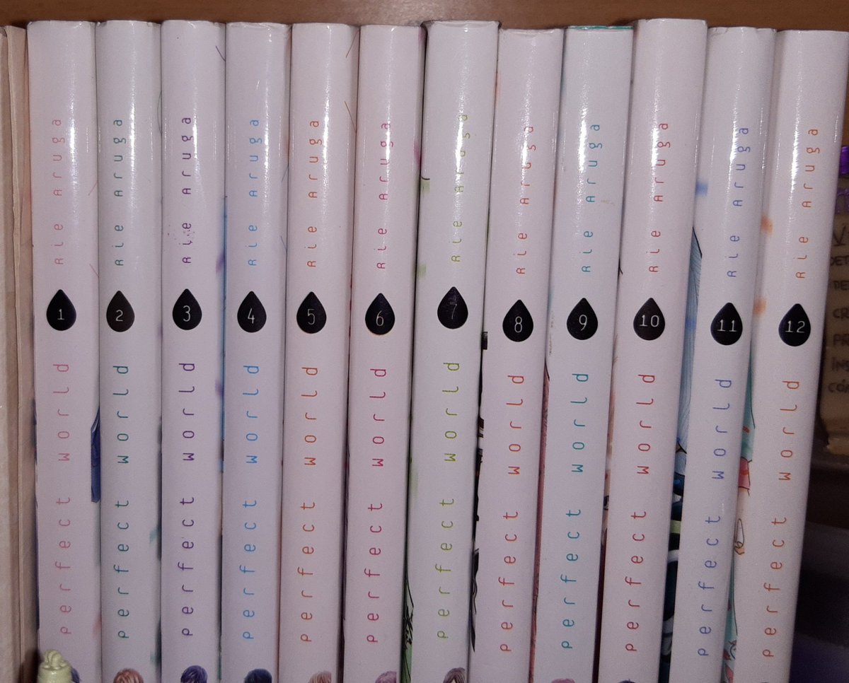 Vic_Phantomhive's tweet photo. Hoy lo logré... ¡Conseguí completar la colección de Perfect World! 🥰🥲 https://t.co/VWH5LsxwEA