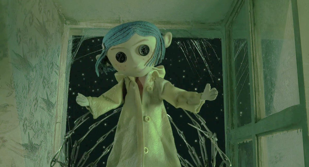 ArtCelineLove's tweet photo. it’s coraline season https://t.co/ubTvs6m6hW