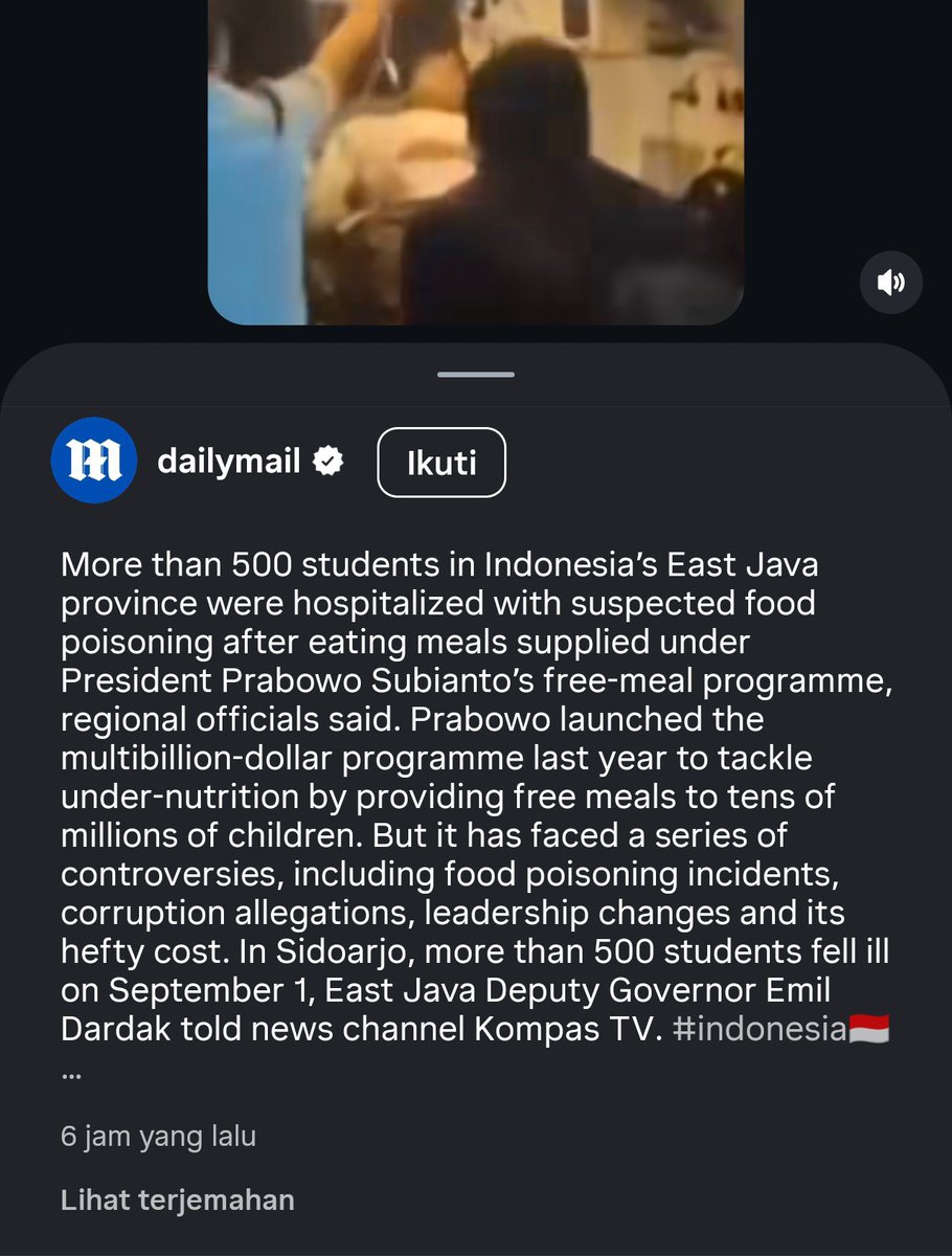 menuembegejelek's tweet photo. ⚠️𝗕𝗥𝗘𝗔𝗞𝗜𝗡𝗚!

Kabar peracunan embege oleh BGN di Ponpes Manba'ul Hikam, Sidoarjo, mendapatken atensi dari Daily Mail.

BGN di bawah kepemimpian si pongah sudaryono adalah the real londo ireng. Ia berhasil membawa Indonesia masuk dalam radar liputan media-media lugri. https://t.co/ThJj00hVjz