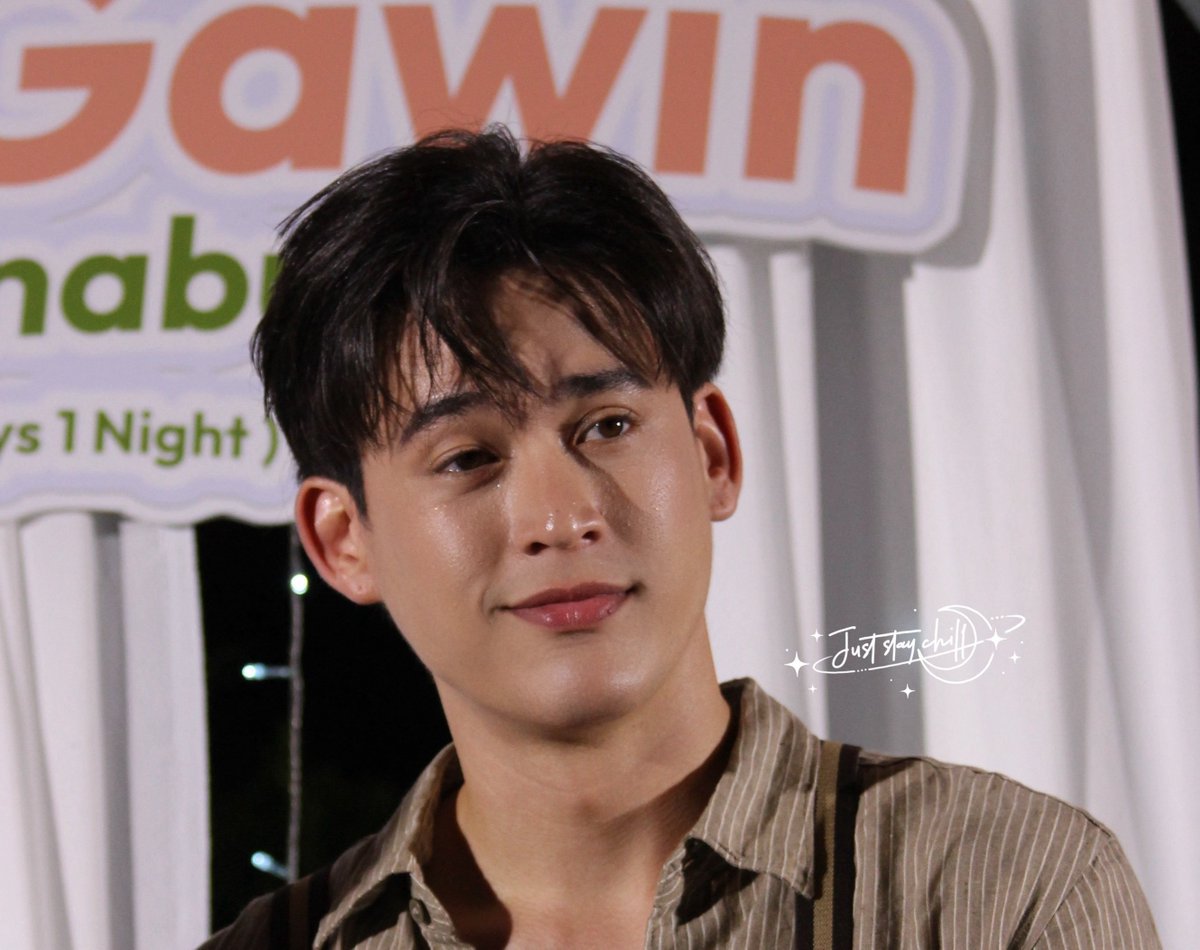 Kuamsuk144p's tweet photo. ฝรั่งน้องของฉัน นายน่ารักมาก ยอมรับเลยภาพนี้นายโคตรน่ารักเลยกวิน ฉันรักเครื่องหน้ากวินมาก ครบเครื่องมากพ่อคุณเอ้ย

#MamixJossGawinInKanchanaburi
#GawinCaskey https://t.co/8ZLf4PCSDV