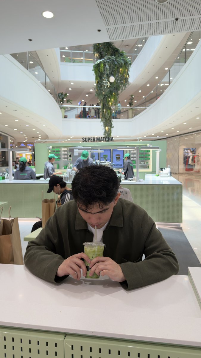 engrmac's tweet photo. not being performative pero masarap pala talaga ang matcha 🤤🍵 https://t.co/LaQIOESYKG