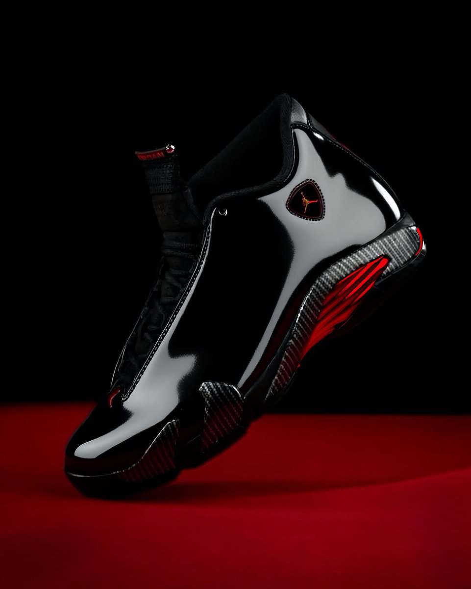 JustFreshKicks's tweet photo. “Knight Rider” Jordan 14s 🩸⚫️ https://t.co/6uYp7iJFSA