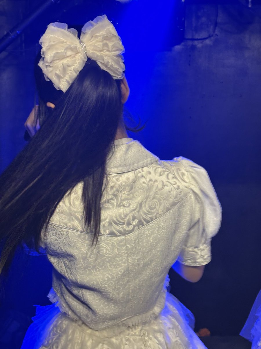 myblu2liquid's tweet photo. 9/2 ミーグリ　ポニーテールDAY
#CHEReB 
#夏井伊知花
なついちサロンのカリスマのポニテ🩵
ロングのポニテが揺れるのは王道でかわいいよね🩵　
先を巻いていい感じにまとまって揺れるからかわいさアップ⤴️ 
狭いミーグリでポニテが揺れて隣のゆきちゃに当たる攻撃力もアップ⤴️ https://t.co/InrJFWNaGG