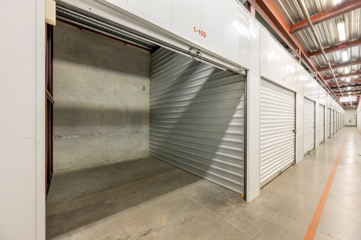 GoldenStStorage's tweet photo. Did you know we have a new website? You can find great online ONLY deals for every Golden State Storage location in SoCal and Nevada! 
https://t.co/rWRal4stkm https://t.co/7QjvIJXd0c