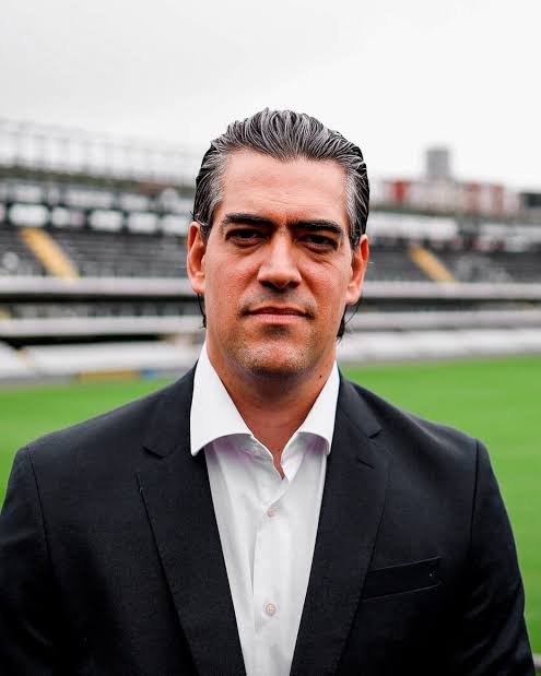 Arcebispo13's tweet photo. Bolha...o dia chegou.....

O Dia de parabenizar o Paulo Bracks pela contratação do @Fred08oficial .

Foi uma novela sim, mas ele insistiu....e  não desistiu....

O CERTO É O CERTO

PARABÉNS BRACKS @Atletico https://t.co/hwjVrSsR5p