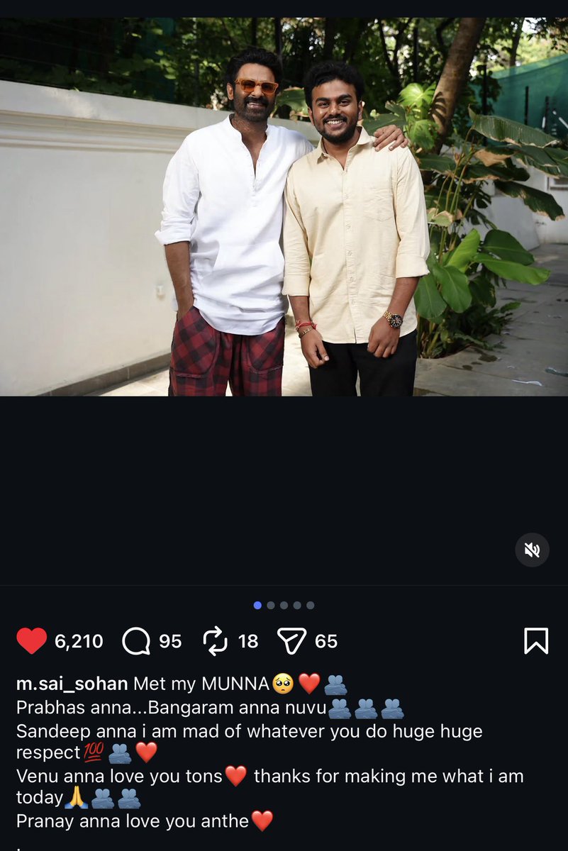 chetan310221's tweet photo. Just look at the captions 😭😭❤️🫂
Batch motham hardcore fans la unnaru 🥰💯

#Prabhas #Romanchakam https://t.co/v67QApn5iR