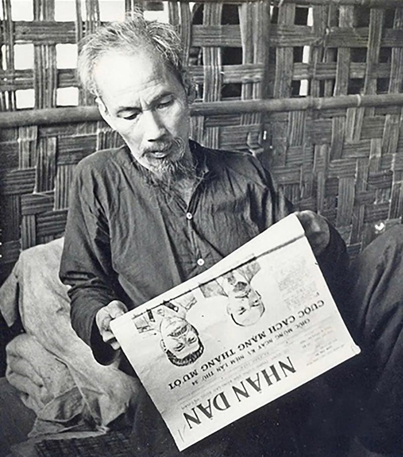 Rakeshhkumaar's tweet photo. “To hide the ugliness of its regime of criminal exploitation, colonial capitalism always decorates its evil banner with the idealistic motto: Fraternity, Equality, etc…”

-Ho Chi Minh, Equality!, 1922 https://t.co/JxaXoZa18a