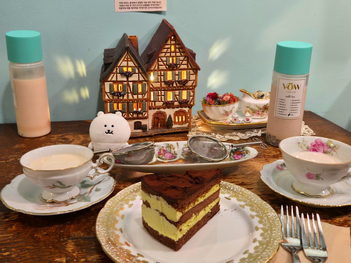 panacea_scp's tweet photo. 365일 밀크티를 사랑하는 입장으로서 넘 행복한 카페였어요 ☕️ https://t.co/yR5mFdV9hD