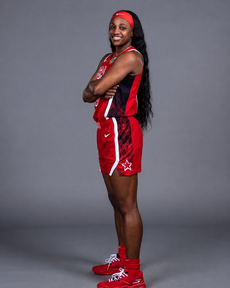 zavanchy's tweet photo. Jackie Young, #13 | 2026 USA Women's World Cup Team 🇺🇸🍀 https://t.co/roGHzYey8i