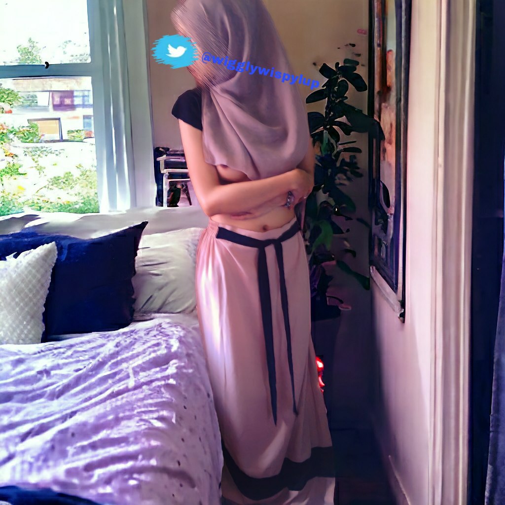 wigglywispylup's tweet photo. ukhty penurut https://t.co/bzInmir0XC