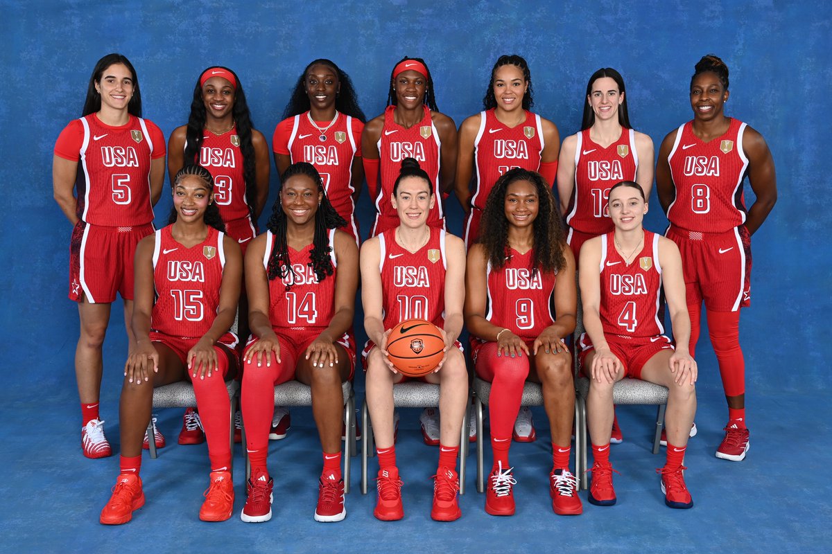 usabasketball's tweet photo. 📸 The 2026 USA Basketball Women's National Team 

🇺🇸 #USABWNT https://t.co/81taHBpSLd