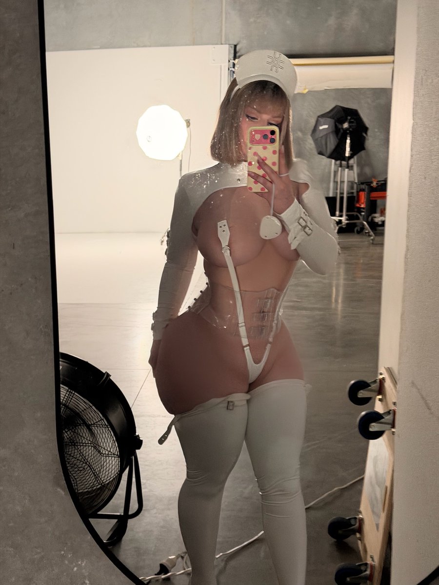 meowsafiyax's tweet photo. Want me face down on the bed so you can use your nurse properly? https://t.co/NqgsvKtxrm