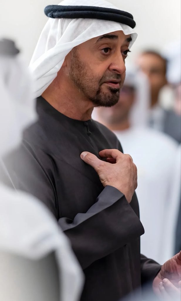 sx0z1's tweet photo. نحبّك أقسم بالله نحبٌك الله لا يحرمنا 🇦🇪🫡 https://t.co/UePva5UlNO