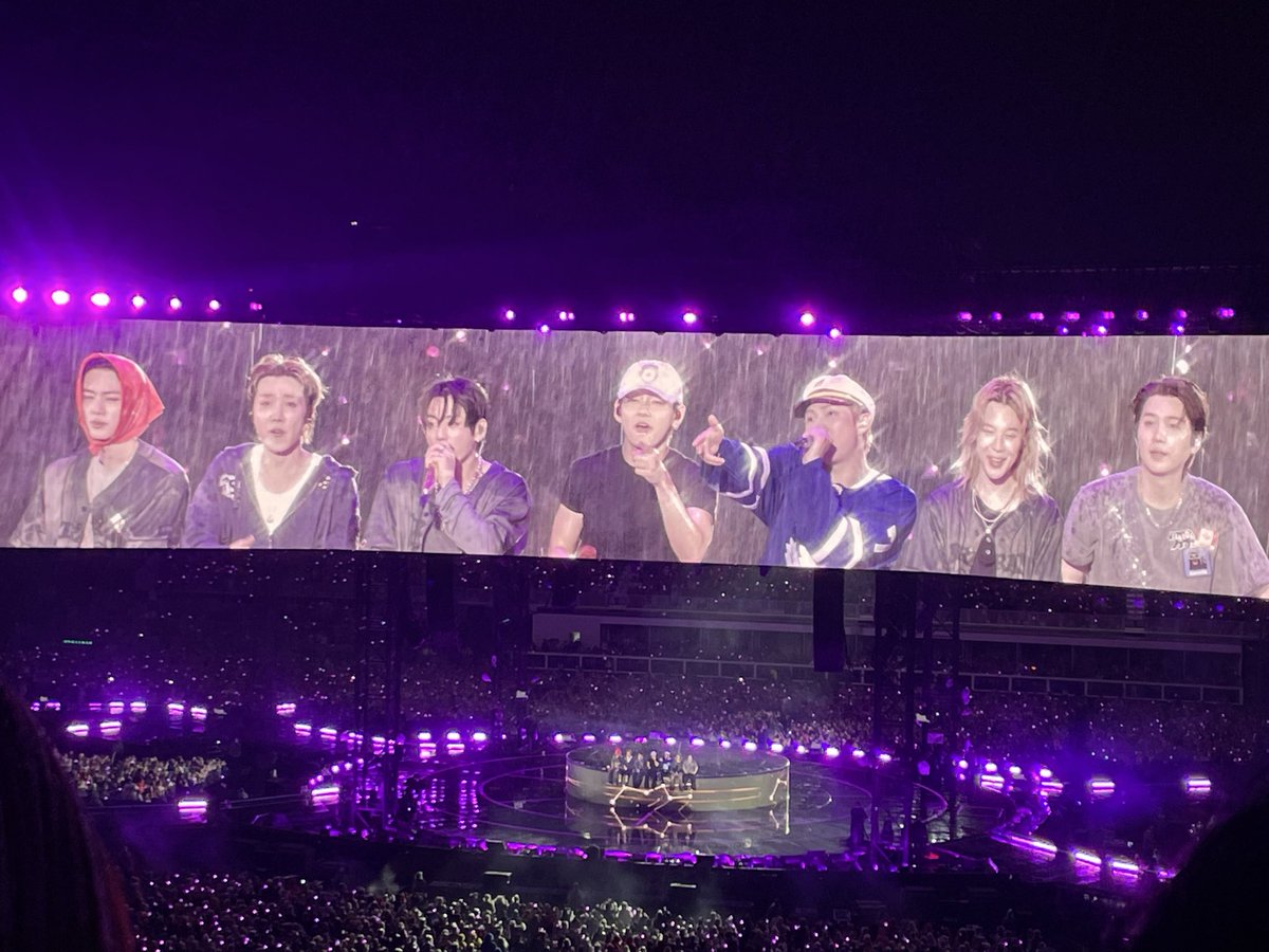 souggypeanut's tweet photo. @hersuga genuinely cuz even though my seat was technically far off the screen made it feel so close sometimes nonetheless!!! https://t.co/zH4BA5H9Xf