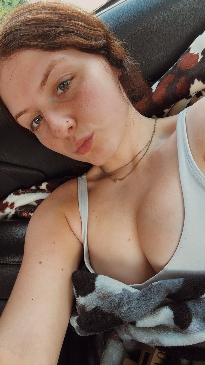 Cam9265's tweet photo. No makeup kinda day https://t.co/j4fqsYpIxQ