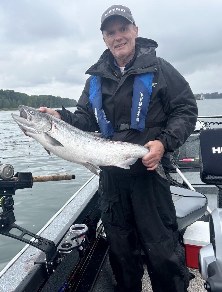 WildFinnTackle's tweet photo. Great day on Columbia in the Woodland Washington area yesterday.  Finn's Flash will be available in the store this winter. https://t.co/eovMp3X5U3