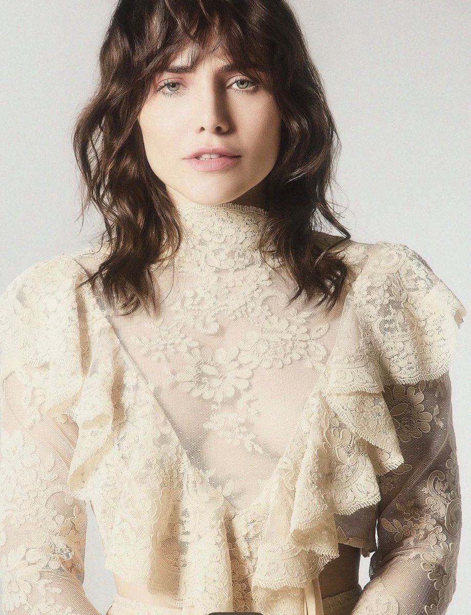katebecausee's tweet photo. leticia colin for schön magazine https://t.co/wTrBhOx55V
