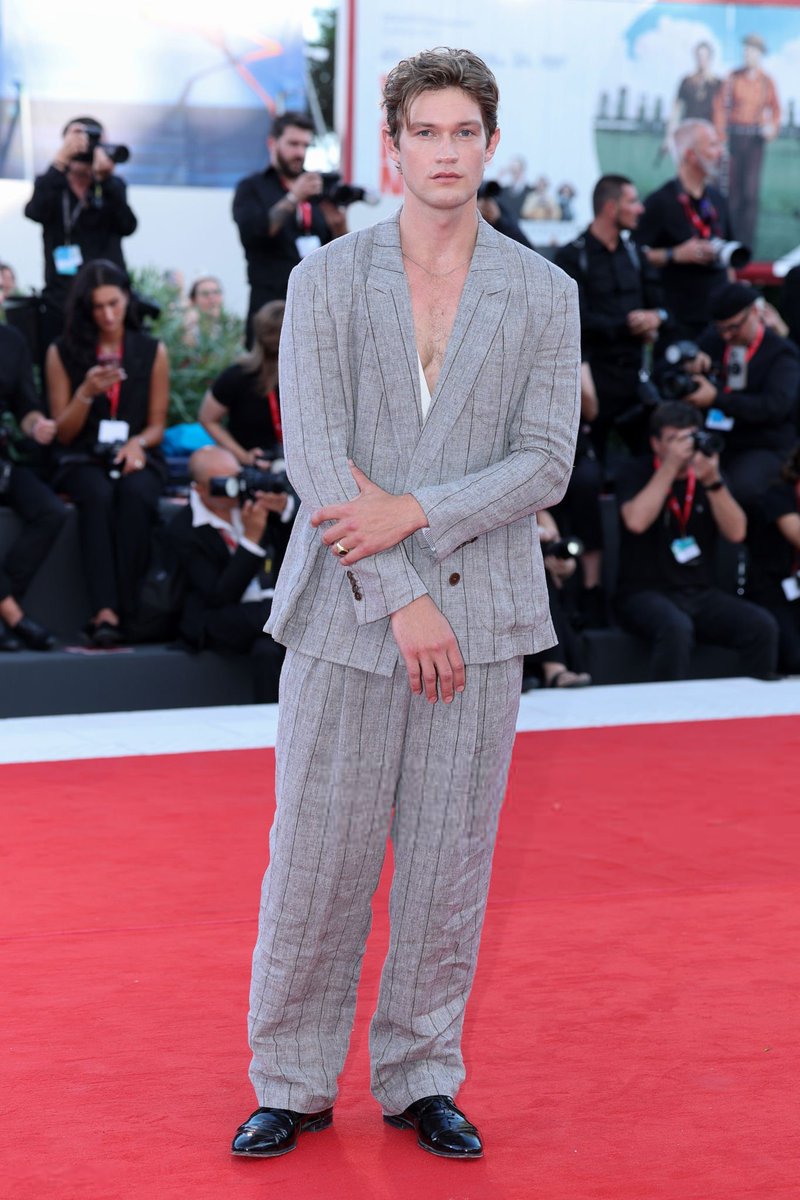 21metgala's tweet photo. Hardung Damian attends the "Ink" Screening and 2026 Opening Red Carpet during the 83rd Venice International Film Festival. https://t.co/aFey54J26I