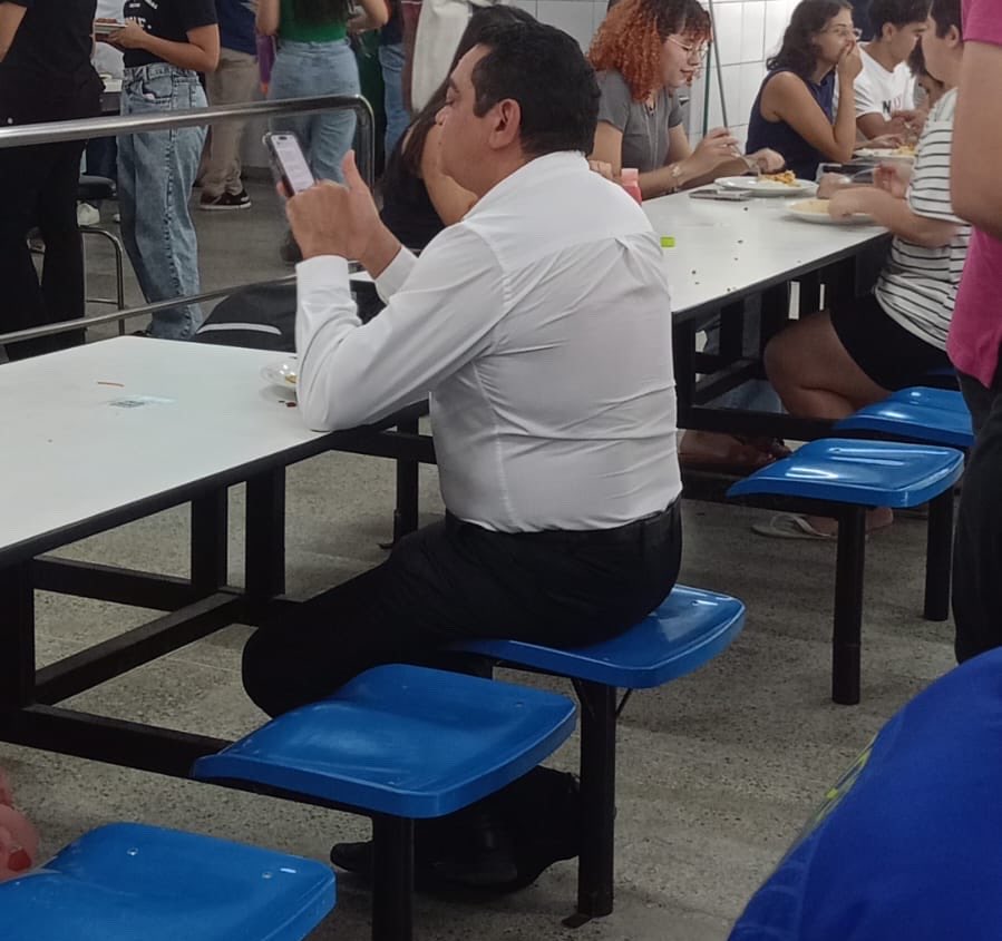 zecanjika's tweet photo. hoje no r.u do itaperi https://t.co/9QarSjufQD